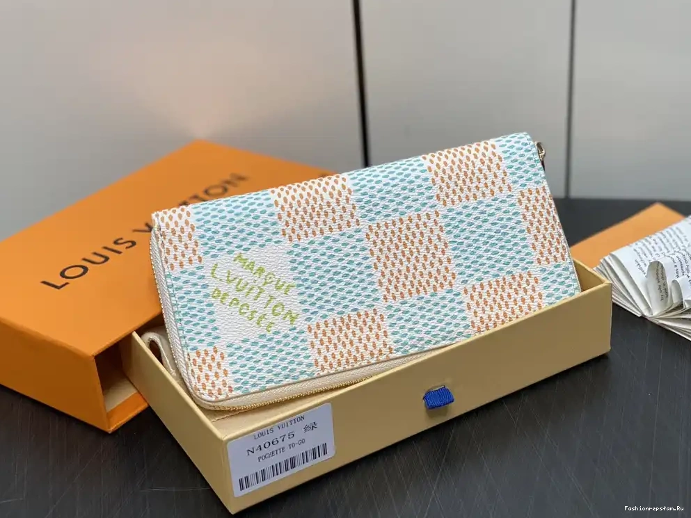 FS CHEAP WALLET-10*20*2 LOUIS VUITTON ZIPPY cm 0612